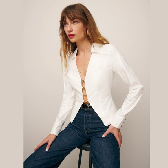 Reformation Tops - Reformation Carson top | White🎉SALE🎀 NEW